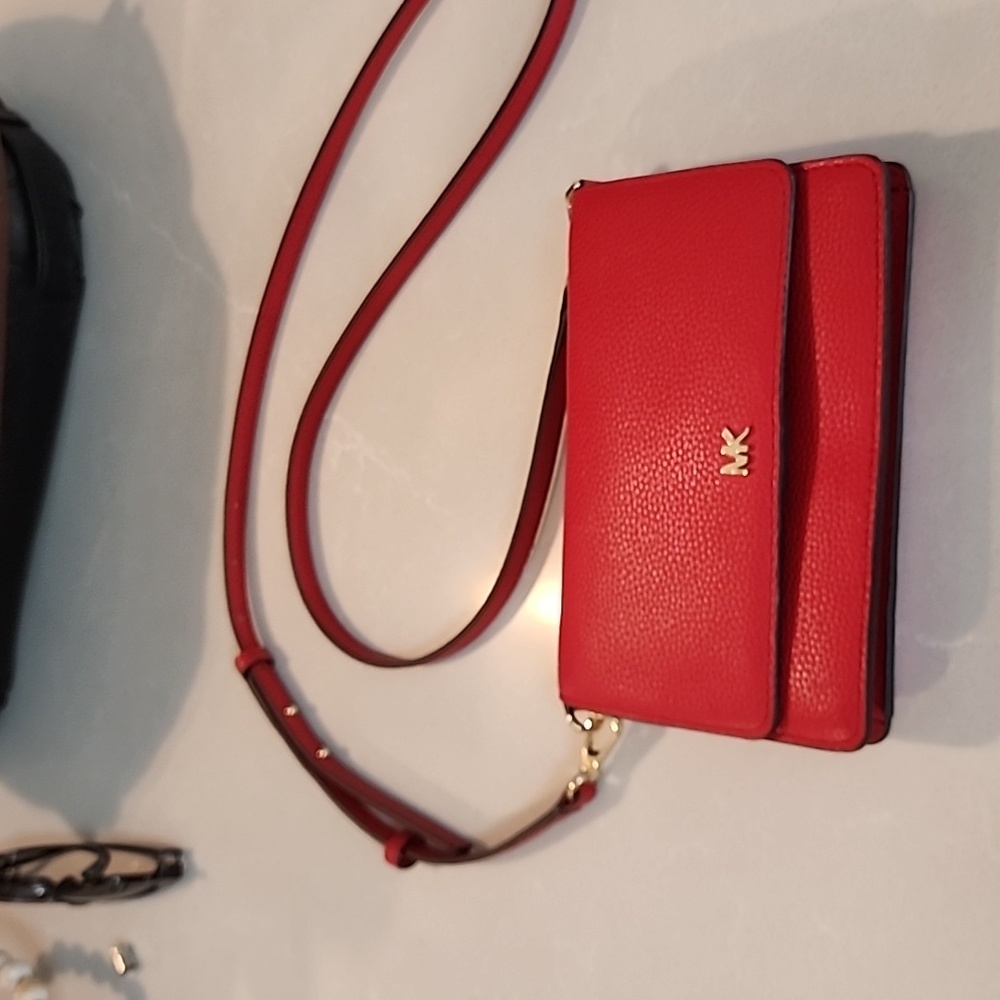 Michael kors small crossbody